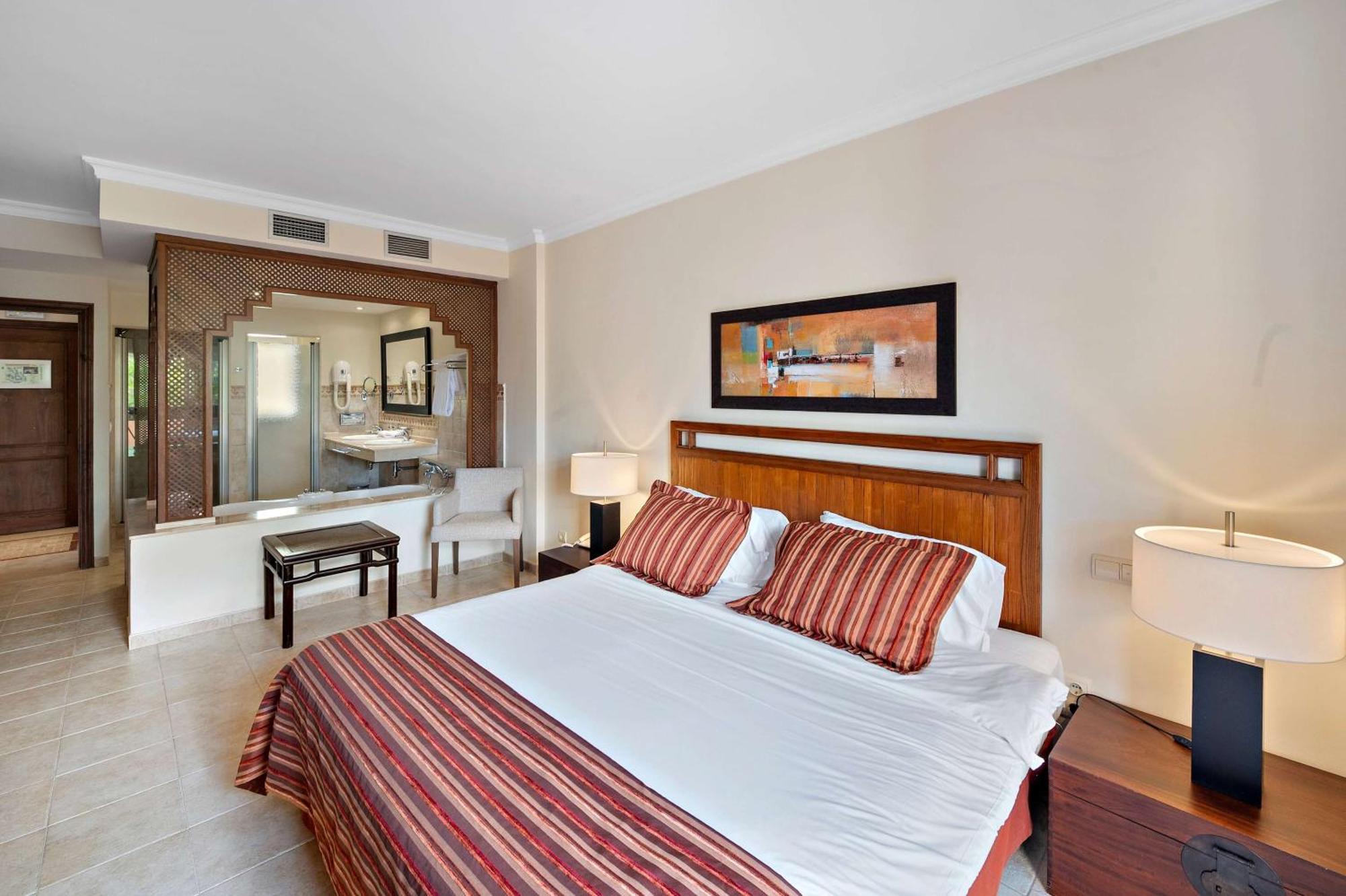 El FaroWyndham Grand Costa Del Sol公寓式酒店 外观 照片